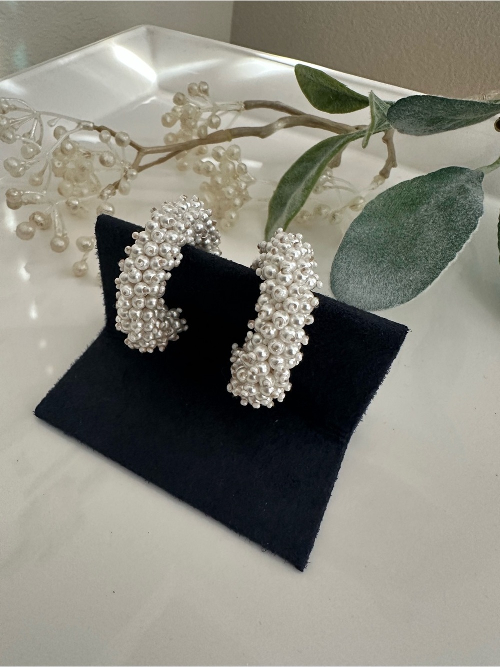 Mignonne Gavigan Taylor Mini Hoop Earrings - Picture 4 of 15